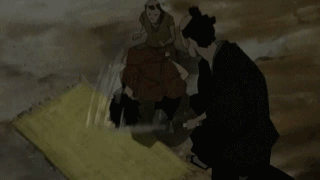 칼을 피하는 장면